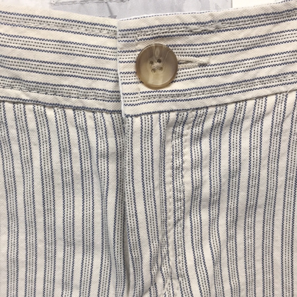 NWT Old Navy Shorts - Picture 2 of 6